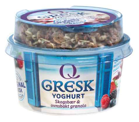 Bilde av Q gresk yoghurt skogsbær og granola. Bilde av Q gresk yoghurt skogsbær og granola.