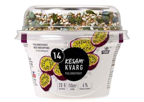 Bilde av Tine 14 kesam kvarg pasjonsfrukt med topping.
