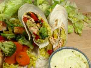 Wraps med laks og pestodressing Wraps med laks og pestodressing