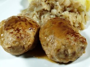 Førjulskos med smalahove, sylte og lutefisk