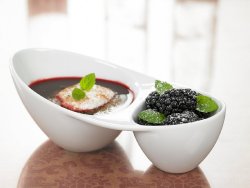 Prøv også Bjørnebærsuppe med snøegg.