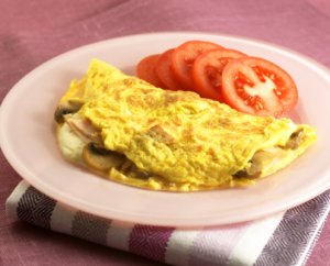 Prøv også Omelett med røkt kalkun, sjampinjong og mozzarella.