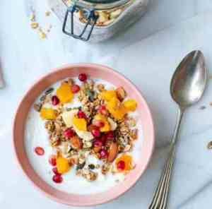 Prøv også Granola med epler og kanel.