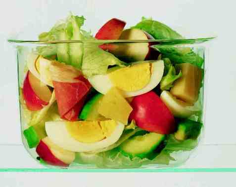 Salat med egg og spekeskinke oppskrift.