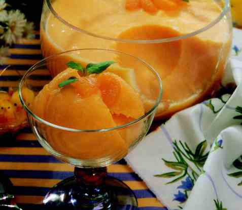 Mandarinmousse oppskrift.