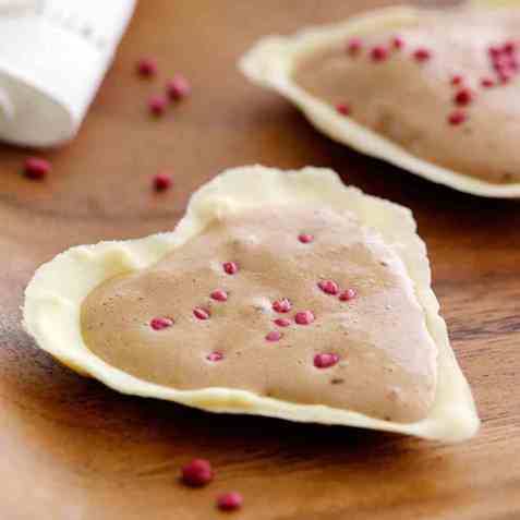 Sjokoladehjerter med mintsjokolademousse oppskrift.