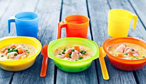 Kremet grønnsakssuppe med reker, laks og torsk oppskrift.