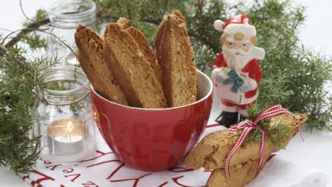 Sitronbiscotti oppskrift.