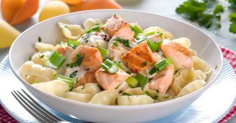 Conchiglie med ørret i sitronsaus oppskrift.