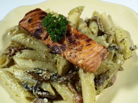 Prøv også Pennelaks med pesto og sopp.