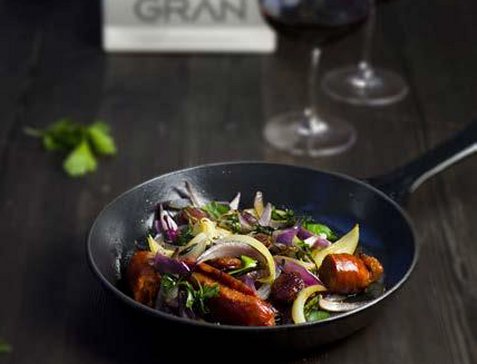 Chorizo- og løkpanne oppskrift.