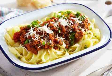 Pasta bolognese med krabbe oppskrift.