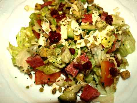 Salat med stekt skinke oppskrift.