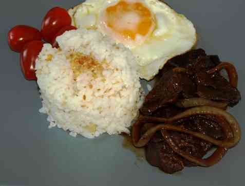 Bisteksilog oppskrift.