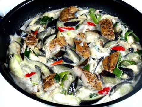 Ginataang talong med fisk oppskrift.