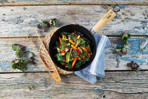 Grønnsakwok med Flower Sprout oppskrift.