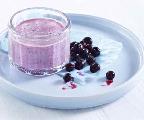 Blåbærsmoothie med yoghurt oppskrift.