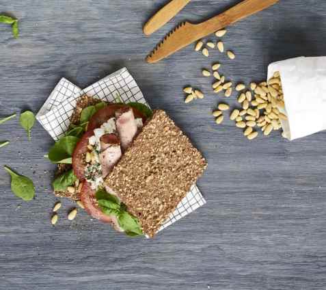 Sandwich med skinke og cottage cheese oppskrift.