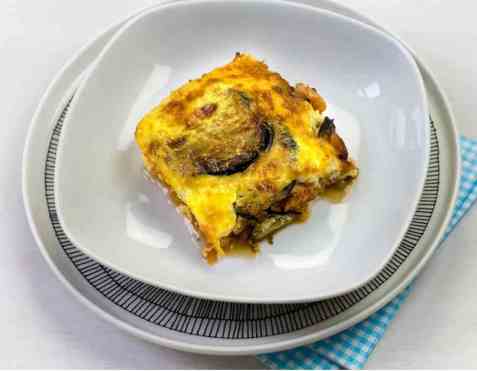 Gratinert aubergineform oppskrift.
