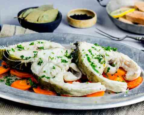 Skrei med gulrot og sandefjordsmør oppskrift.