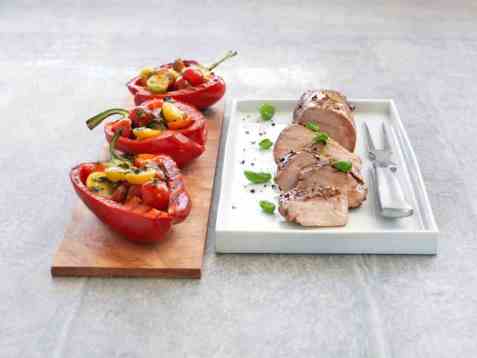 Glasert svinefilet med fylte paprika oppskrift.