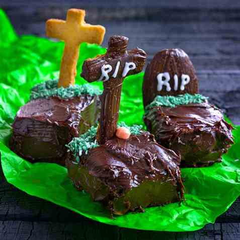 Prøv også Graver til halloween.