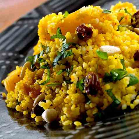 Couscous med frukt oppskrift.